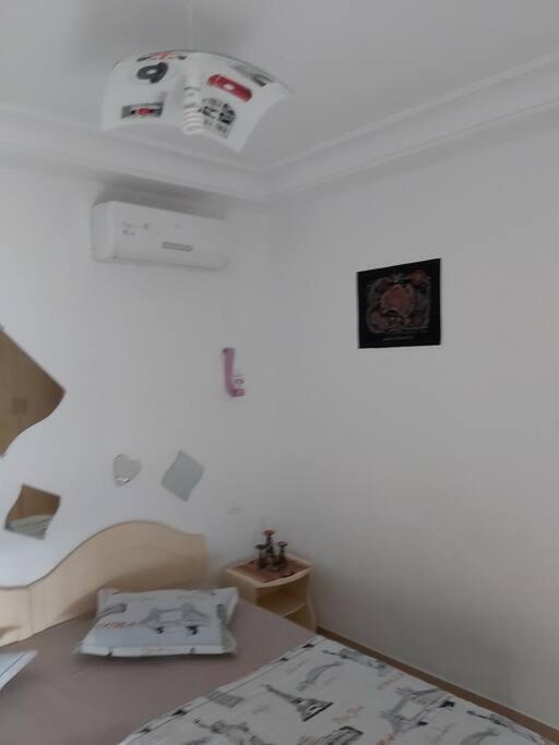 1ch Romantique Vue Sur Piscine * Набёль